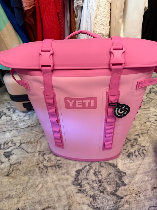 Yeti Other - Yeti Power Pink M20 Hopper backpack cooler